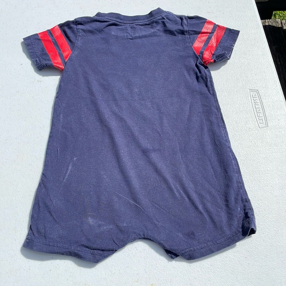 Bundle of Two Rompers - Picture 8 of 11